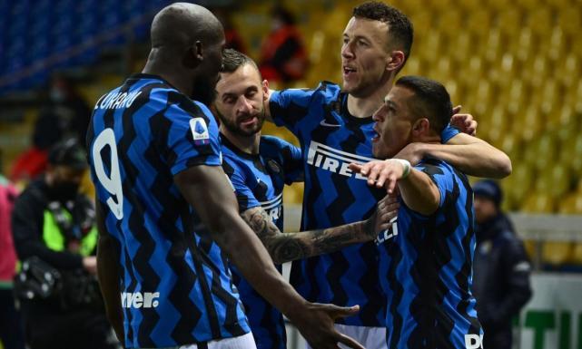 国际米兰替补奇兵,桑切斯登场十分钟改写比分